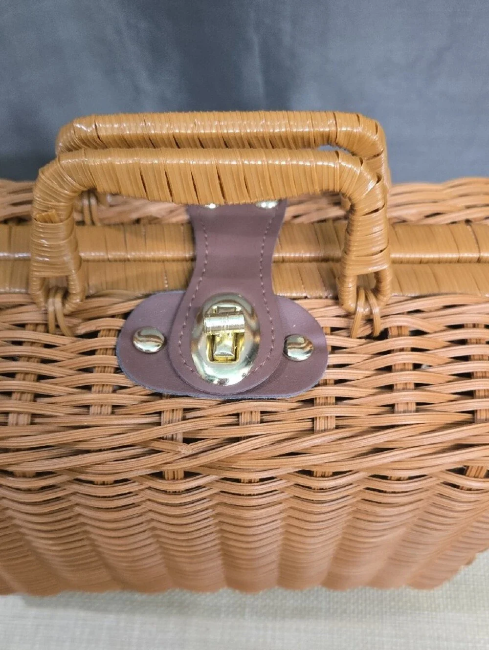 Woven Rattan Picnic Handbag in Warm Tan